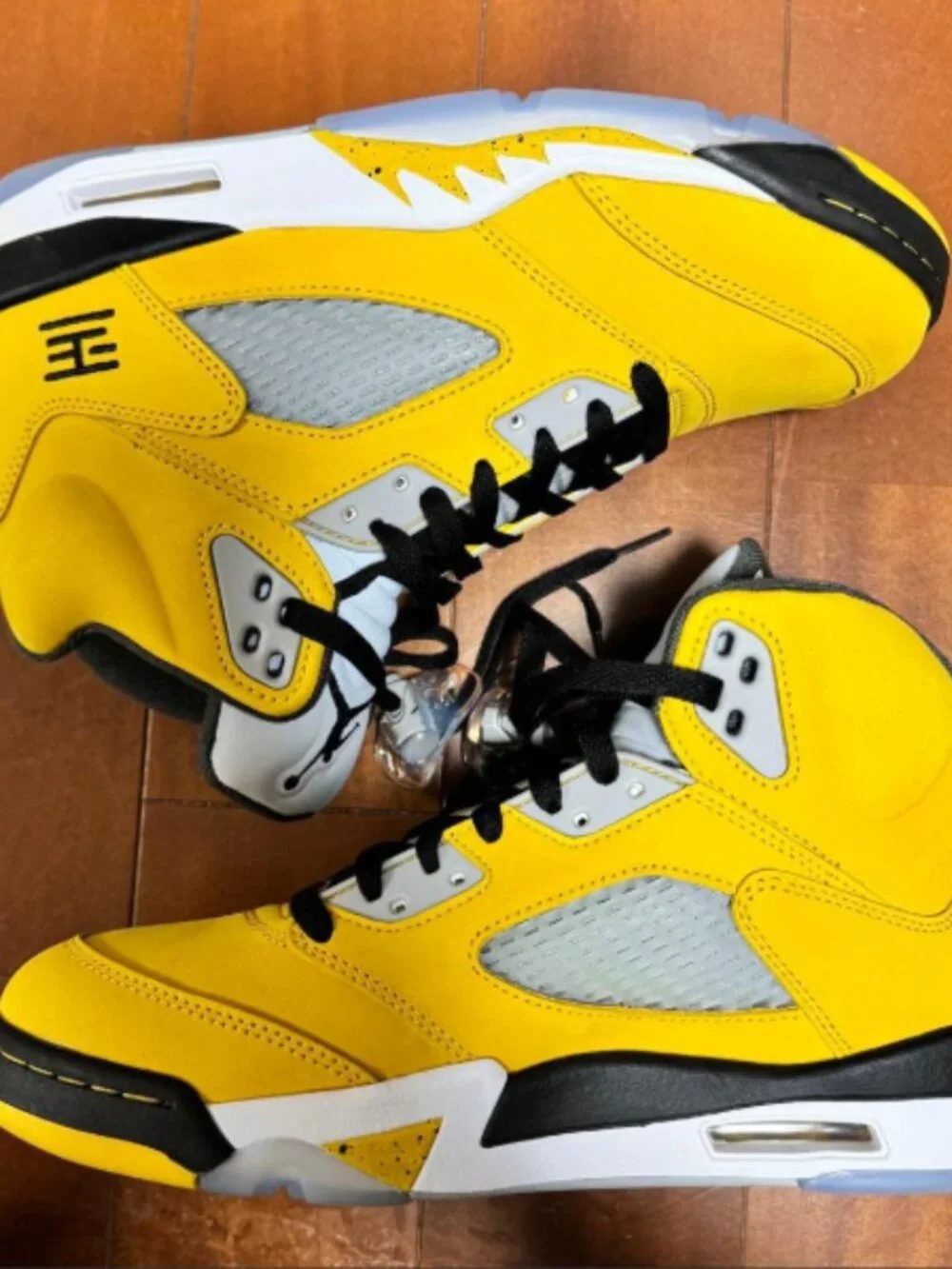 Nike Air Jordan 5 Tokyo 2025
